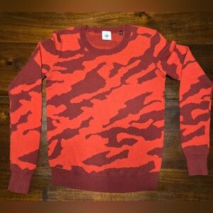 CAbi Women's Red and Maroon Camouflage Crewneck Sweater